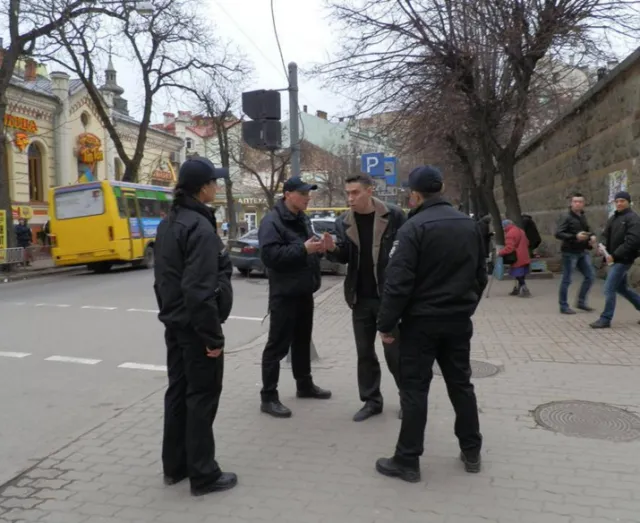 В Ивано-Франковске патрульные полицейские задержали пьяного водителя — фото 1