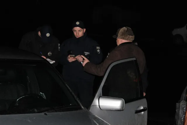 Поліція штрафувала авторагулів, які приїхали на “Антикорупційний форум” Саакашвілі — фото 2