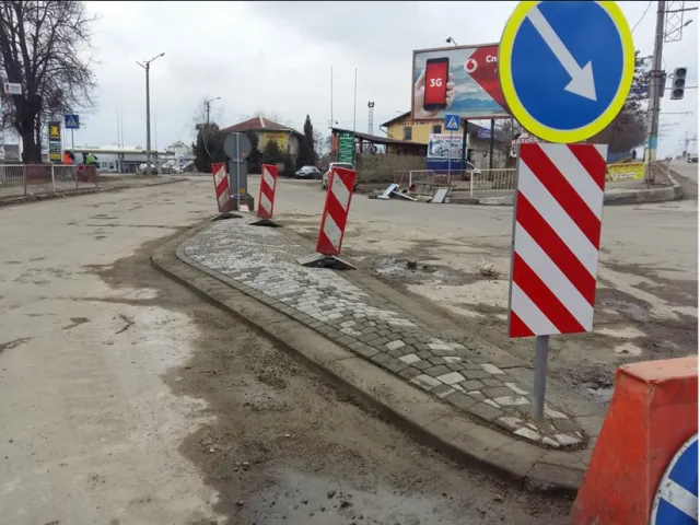 В Ивано-Франковске обустраивают новый островок безопасности — фото 1