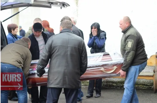 В Івано-Франківську попрощалися із загиблим бійцем АТО Віталієм Амброзяком — фото 3