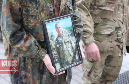 В Івано-Франківську попрощалися із загиблим бійцем АТО Віталієм Амброзяком — фото 8