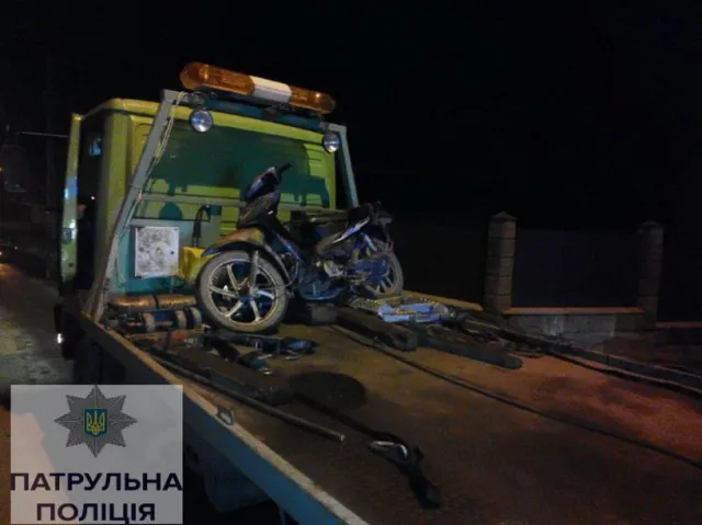 Патрульна поліція Івано-Франківська евакуювала мотоцикл без докуметів — фото 1
