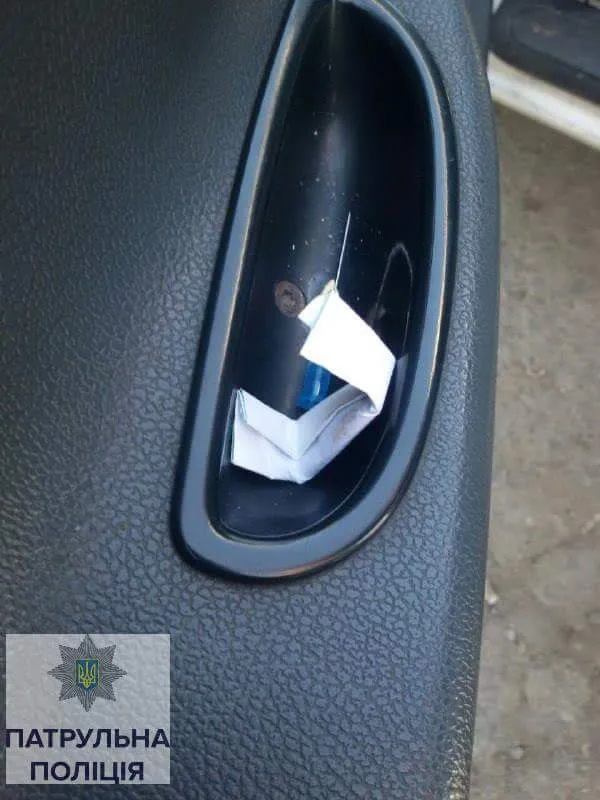 Франковские полицейские задержали водителя, который управлял автомобилем под действием наркотиков — фото 3