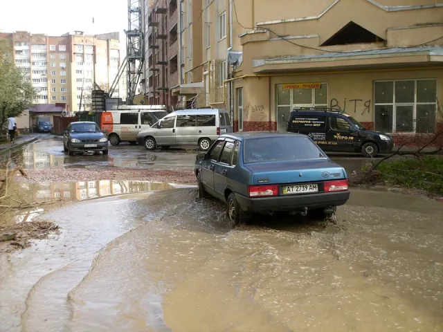 «Венеція на Пасічній», або наслідки весняного дощу — фото 13