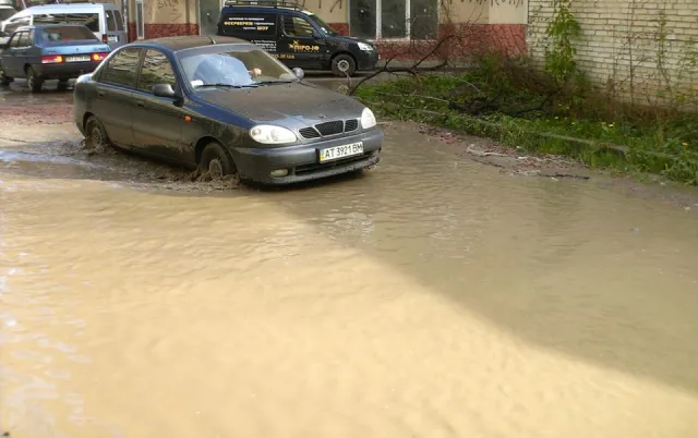 «Венеція на Пасічній», або наслідки весняного дощу — фото 14