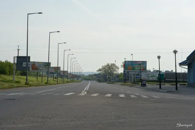 «Таким Франківськом хочеться гуляти», - фотографи показали безлюдні вулиці міста — фото 30
