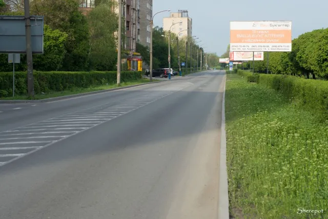 «Таким Франківськом хочеться гуляти», - фотографи показали безлюдні вулиці міста — фото 35