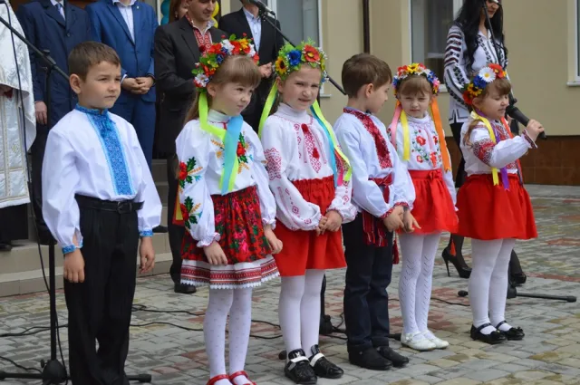 На Пасічній урочисто відкрили новий дитячий садок — фото 15