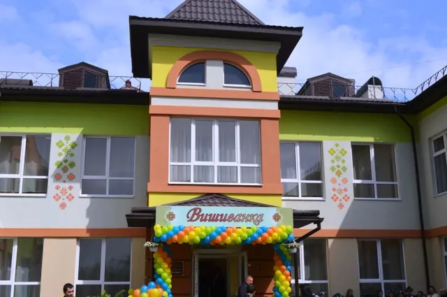 На Пасічній урочисто відкрили новий дитячий садок — фото 4