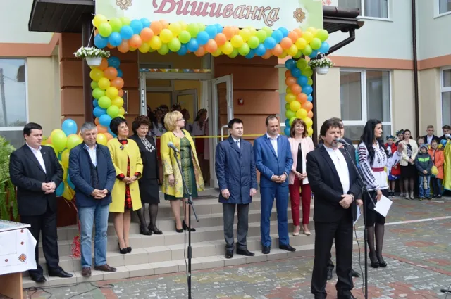 На Пасічній урочисто відкрили новий дитячий садок — фото 5