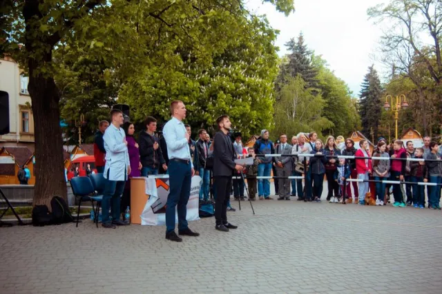 Переможцем "Марафону віджимань" став франківець, який зміг віджатися 4000 разів — фото 6