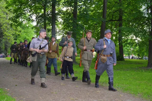 У міському парку провели реконструкція бою чоти УПА проти нацистів — фото 9