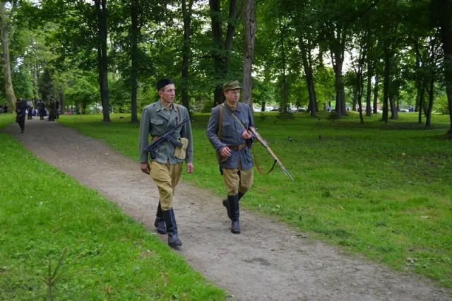 У міському парку провели реконструкція бою чоти УПА проти нацистів — фото 10