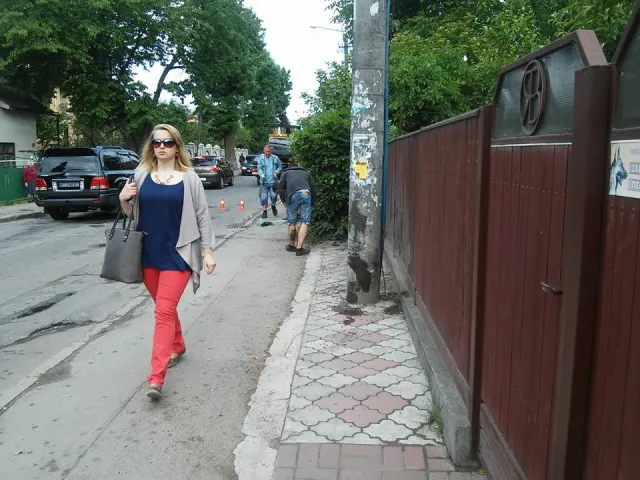 «Куча металла» - в Франковске автомобиль влетел в электроопору. К счастью водитель и пассажиры остались живы — фото 3