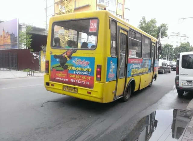 Через паління у салоні водію франківської маршрутки оголосили догану — фото 2