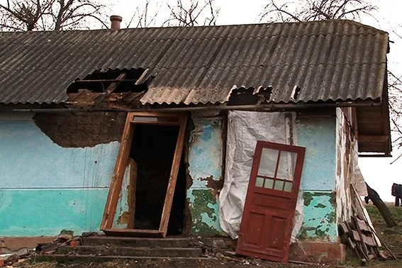 На Прикарпатье будут судить молодых людей, которые после застолья избили и подожгли своего 40-летнего знакомого — фото 1