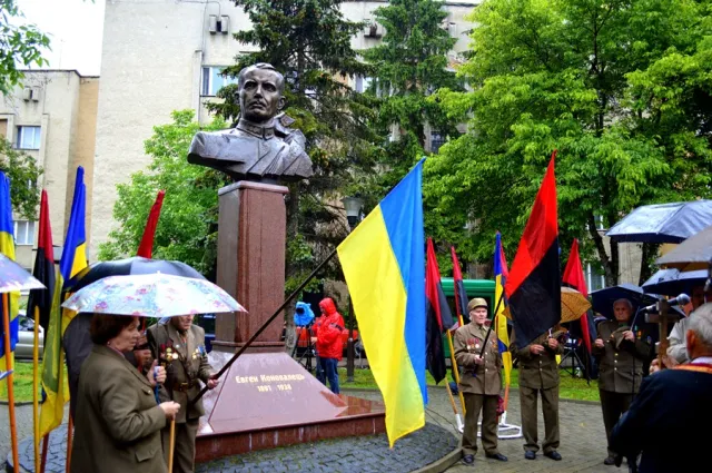 Франківці вшанували пам’ять Євгена Коновальця — фото 6