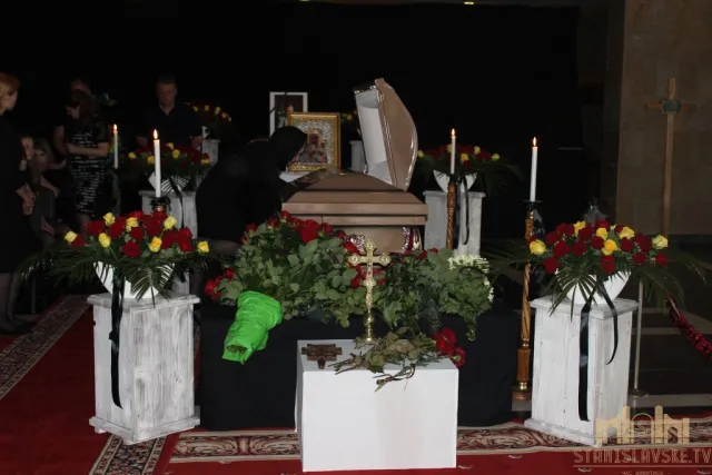 В Австрії помер екс-очільник Івано-Франківської ОДА Михайло Вишиванюк. Тіло екс-голови сьогодні привезли в Івано-Франківськ — фото 2