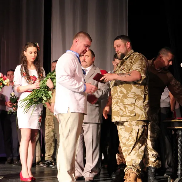 У Івано-Франківську нагородили медиків за участь в АТО — фото 16
