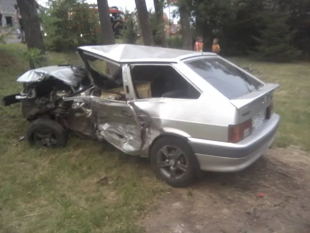 В селе Угринов столкнулись два автомобиля, пострадали несколько человек. Новые подробности ДТП — фото 1