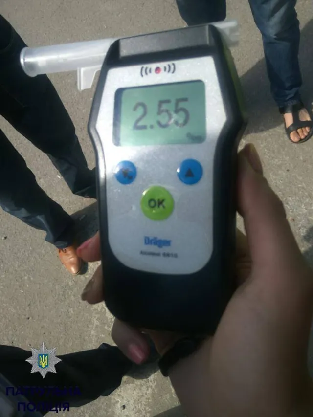 В Франковске пьяный водитель продолжил празднование Дня рождения и попал в аварию — фото 3