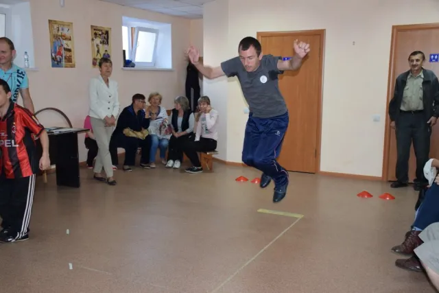 В Івано-Франківську відбулись спортивні ігри серед молоді з особливими потребами — фото 1