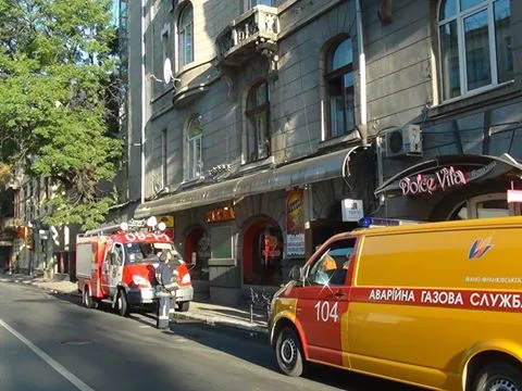 В Франковске по улице Независимости горело кафе — фото 1
