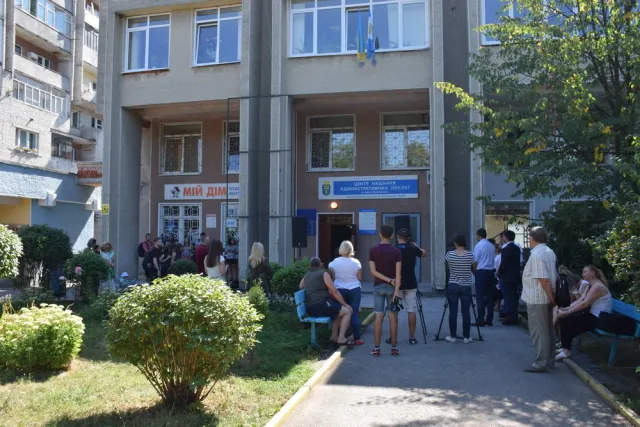 У місті на вулиці Мазепи відкрили черговий ЦНАП — фото 1