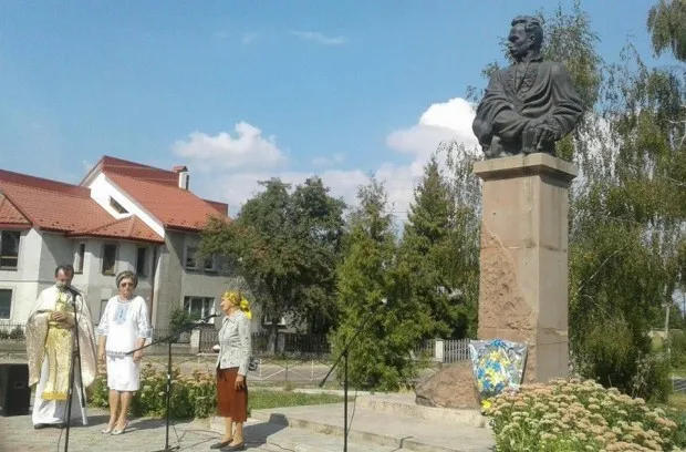 На Прикарпатті провели віче до 160-річчя від дня народження Великого Каменяра — фото 4