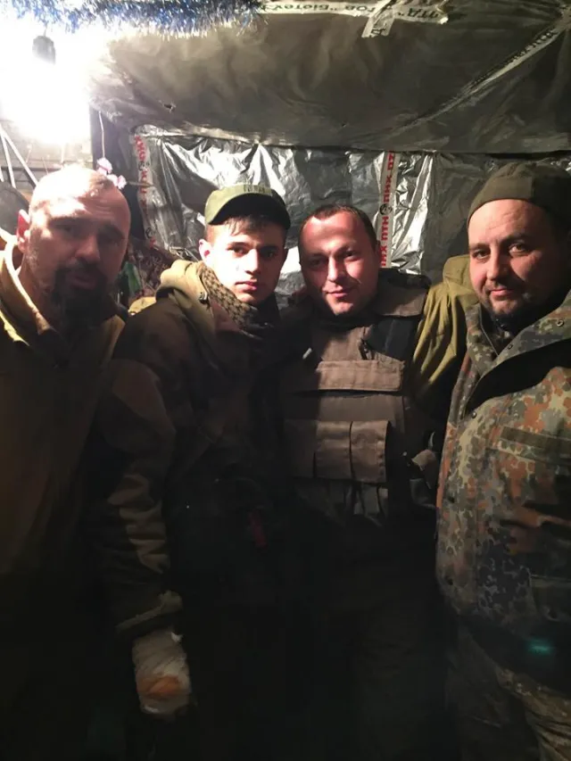 Еще 12 добровольцев из Прикарпатья получат удостоверения участников АТО — фото 6