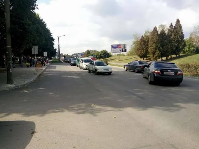 На Набережній імені Василя Стефаника трапилось ДТП — фото 2