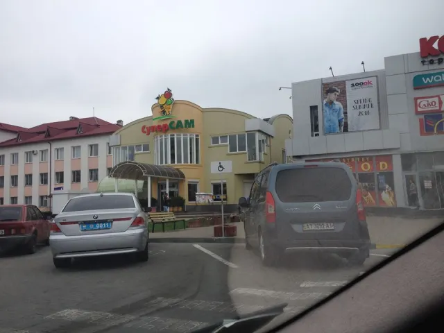 В Долине полиция задержала мажора на «BMW», который ездил с поддельными полицейскими номерами — фото 3