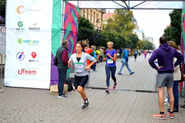 В Ивано-Франковске состоялось самое масштабное спортивное действо этого года - Frankivsk Half Maraton'16 — фото 17