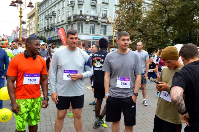 В Ивано-Франковске состоялось самое масштабное спортивное действо этого года - Frankivsk Half Maraton'16 — фото 10
