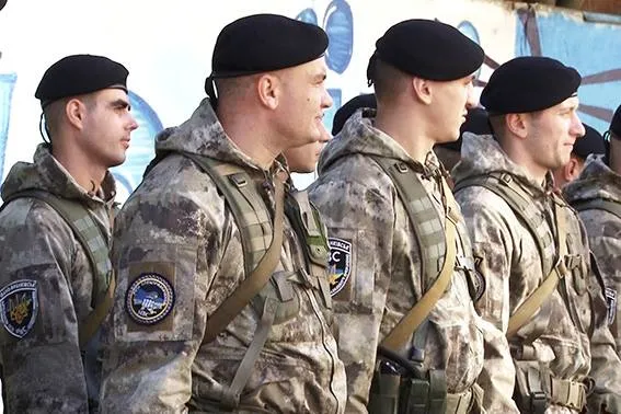 Из Ивано-Франковска в зону АТО отправили 45 бойцов — фото 4