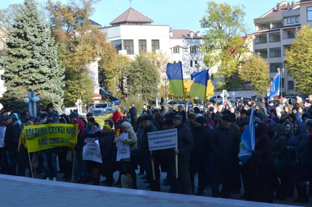 Під ОДА відбувся мітинг проти підвищення тарифів — фото 2