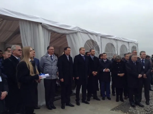 У Коломиї заклали капсулу із будівництва заводу на 8 тисяч робочих місць — фото 1
