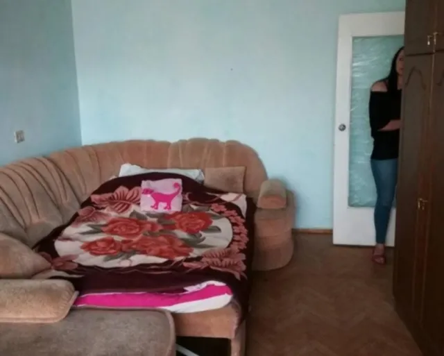 В Франковске горе-мать оставила на два дня одну в квартире 1,5-летнюю дочь, а сама пошла к друзьям. Соцслужбы вернут ребенка женщине — фото 2