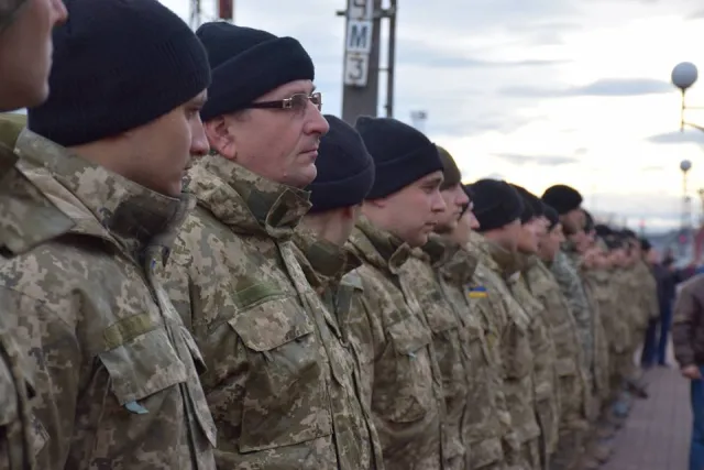 Из зоны АТО в Ивано-Франковск вернулся 8 батальон 10-й отдельной горно-штурмовой бригады ВСУ — фото 2