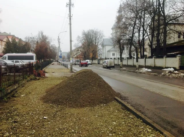 В Івано-Франківську продовжили капітальний ремонт вулиці Мазепи — фото 5