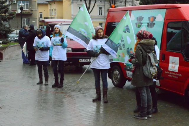 В Ивано-Франковске отпраздновали международный день борьбы против рабства — фото 2