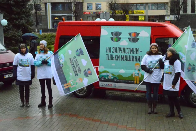 В Ивано-Франковске отпраздновали международный день борьбы против рабства — фото 3