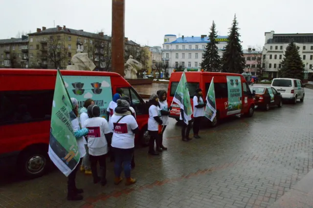 В Ивано-Франковске отпраздновали международный день борьбы против рабства — фото 9