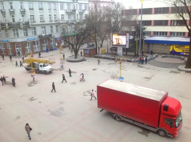 Завтра в Ивано-Франковске на главной красавицы города установят 3D-иллюминацию — фото 2