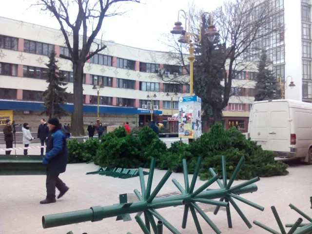 Завтра в Ивано-Франковске на главной красавицы города установят 3D-иллюминацию — фото 11