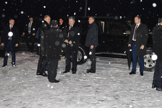Вчера Ивано-Франковск посетил Петр Порошенко. Он оценил качество ремонтных работ дорог государственного значения в области — фото 8