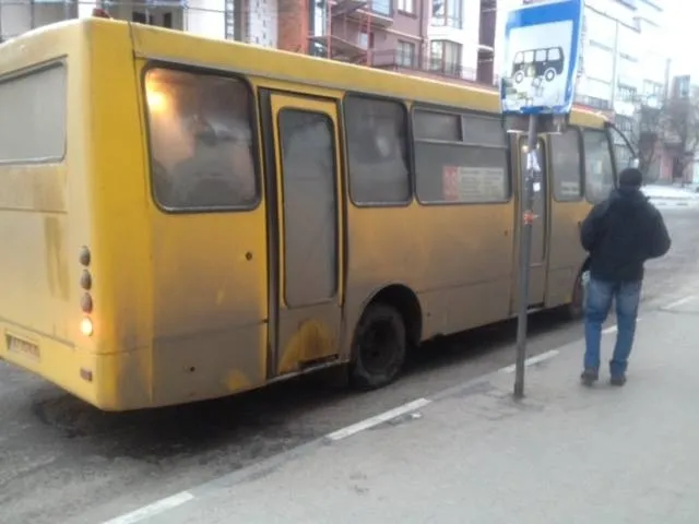 В Франковске провели рейдовую проверку транспортных средств, обслуживающих городские автобусные маршруты. Нарушителей есть целых шесть. — фото 2