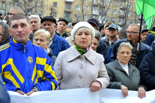 В Ивано-Франковске выступили против режима олигархов, повышенных тарифов и репрессий — фото 13