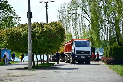 Реализация крупнейшего проекта города: в Ивано-Франковске началась реконструкция территории городского озера — фото 1