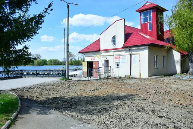Реализация крупнейшего проекта города: в Ивано-Франковске началась реконструкция территории городского озера — фото 6
